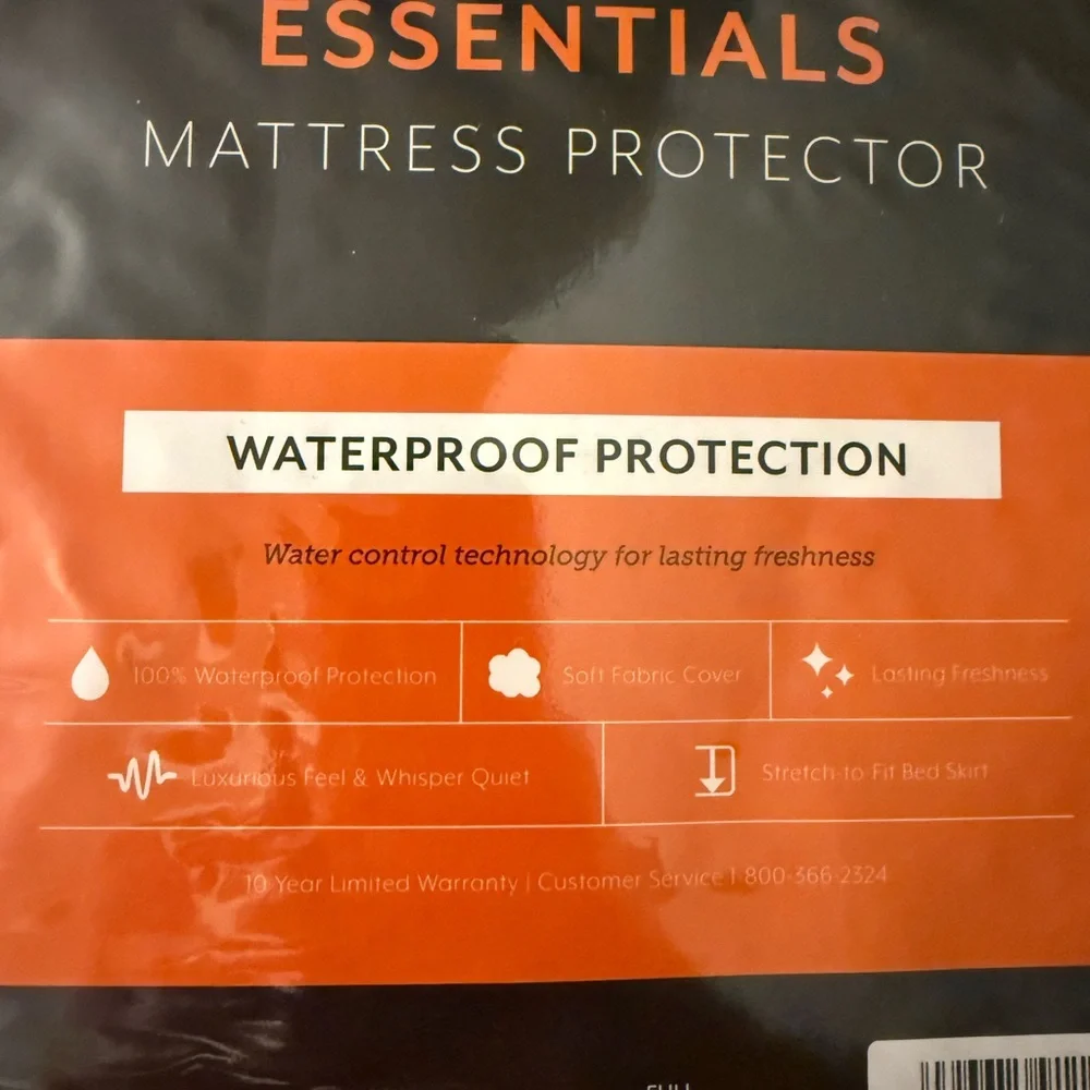 Essentials Mattress protector Full Brand New